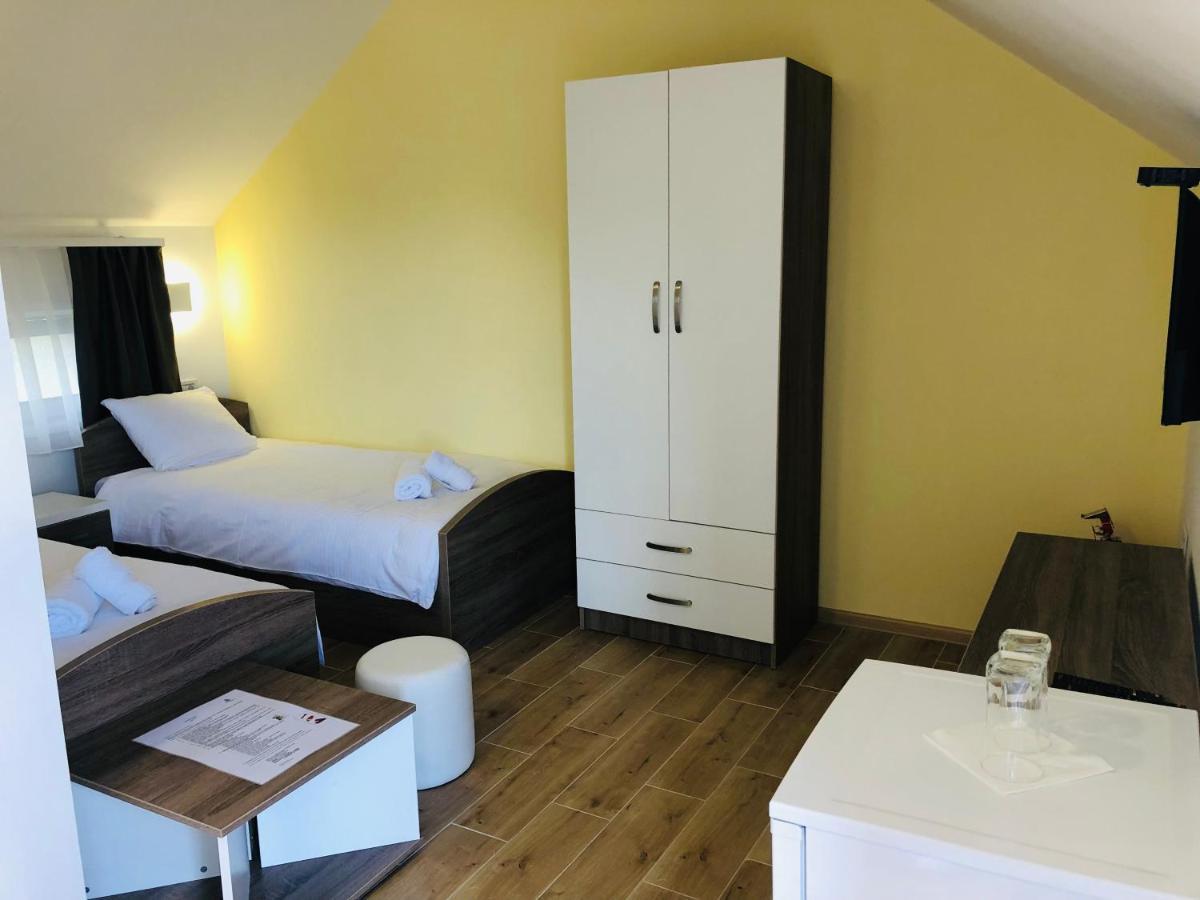 Kovač Residence Zrenjanin Exterior foto