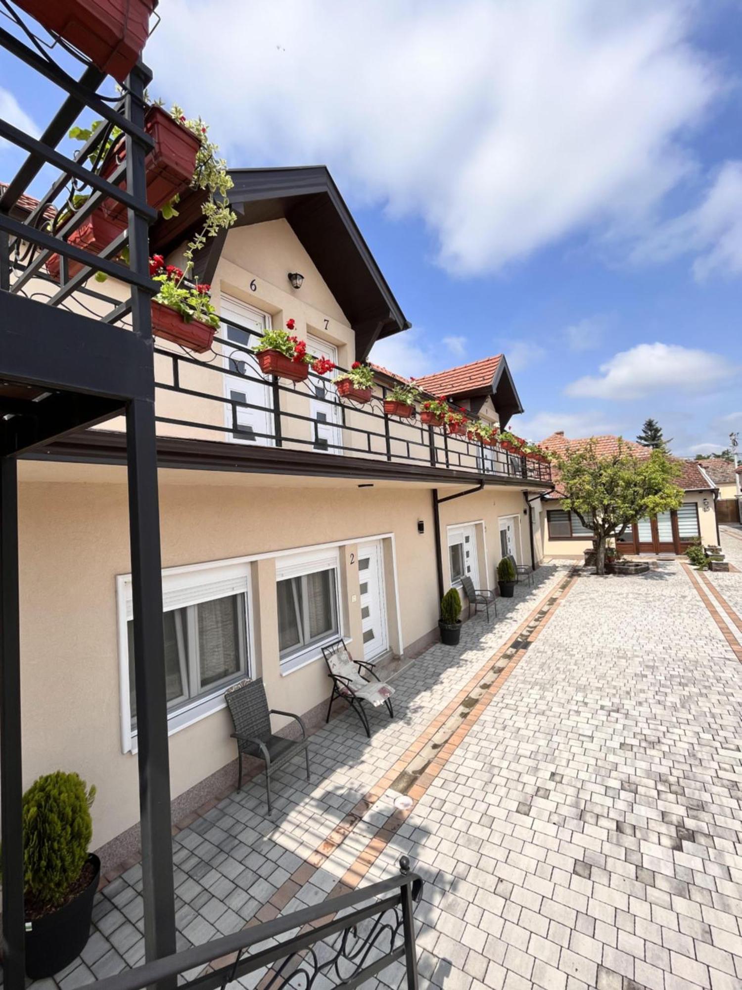 Kovač Residence Zrenjanin Exterior foto